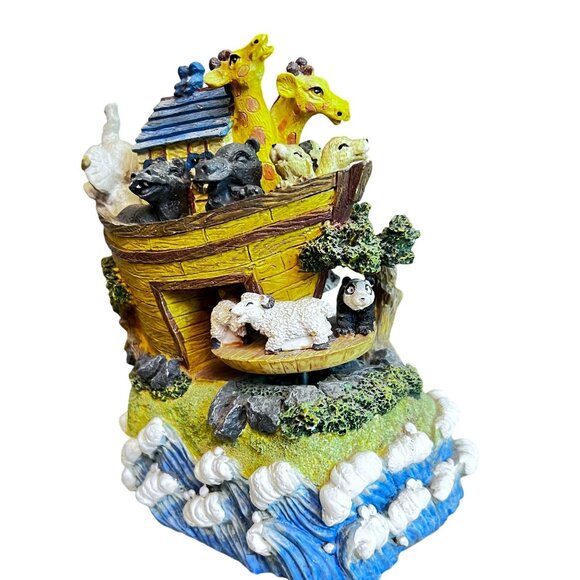 Vtg Noahs Ark Musical Figurine Animals & Waves Plays "Raindrops" figures twirl. - Picture 2 of 6